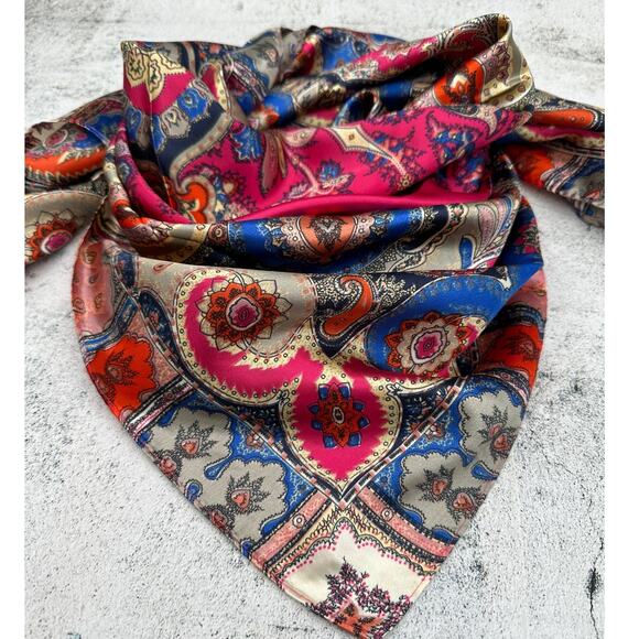 Faceted Pink and Blue Western Southwestern Wild Rag Scarf Accent - Picture 1 of 2